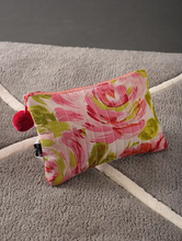 Load image into Gallery viewer, Kanyoga - Quilted floral printed pouch